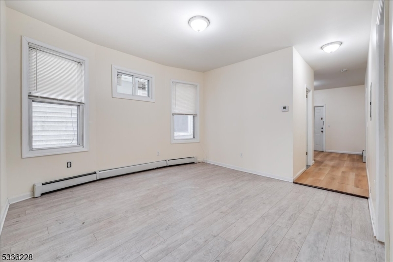 Property Photo:  97 N 19th St  NJ 07017 