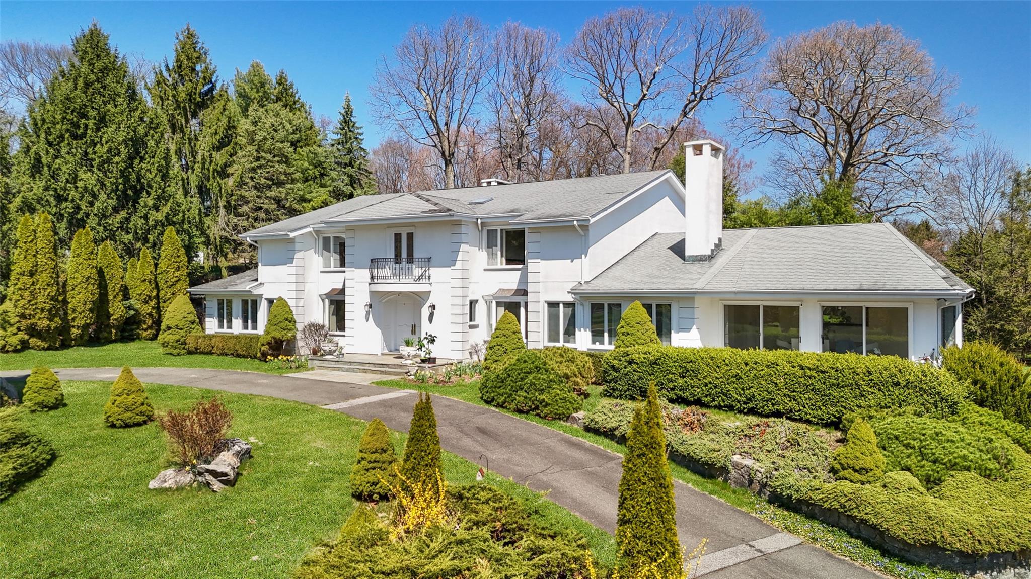 Property Photo: 14 Lakeside Drive NY 10580