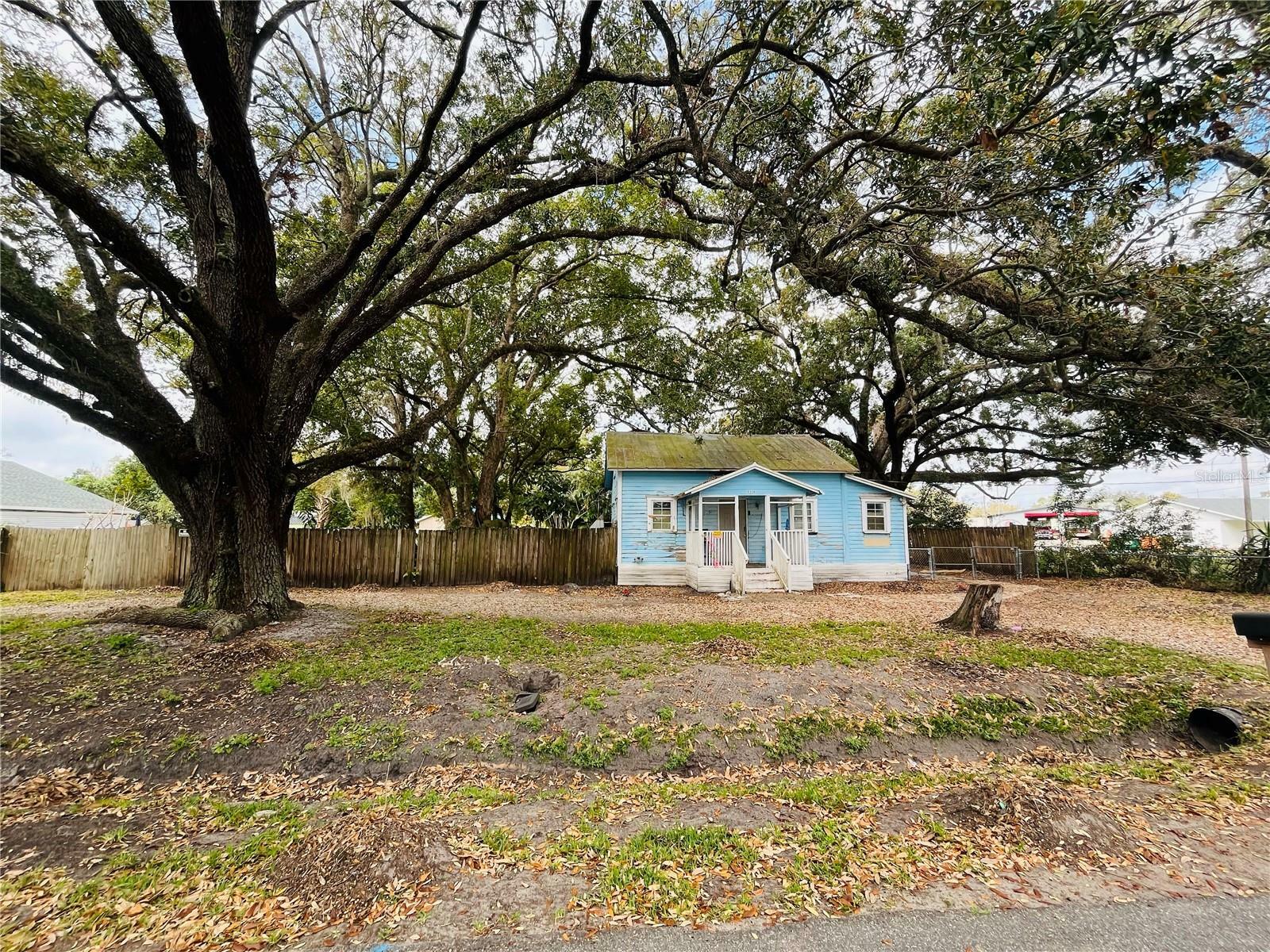 Property Photo:  9350 2nd Avenue  FL 32824 