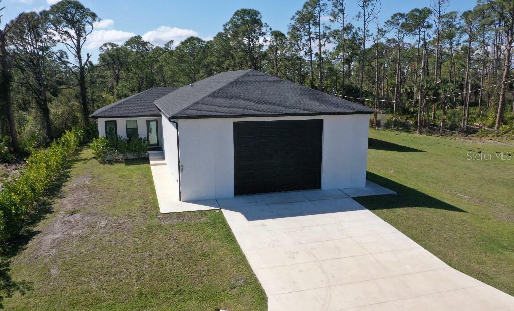 Property Photo: 435 McDill Drive FL 33953