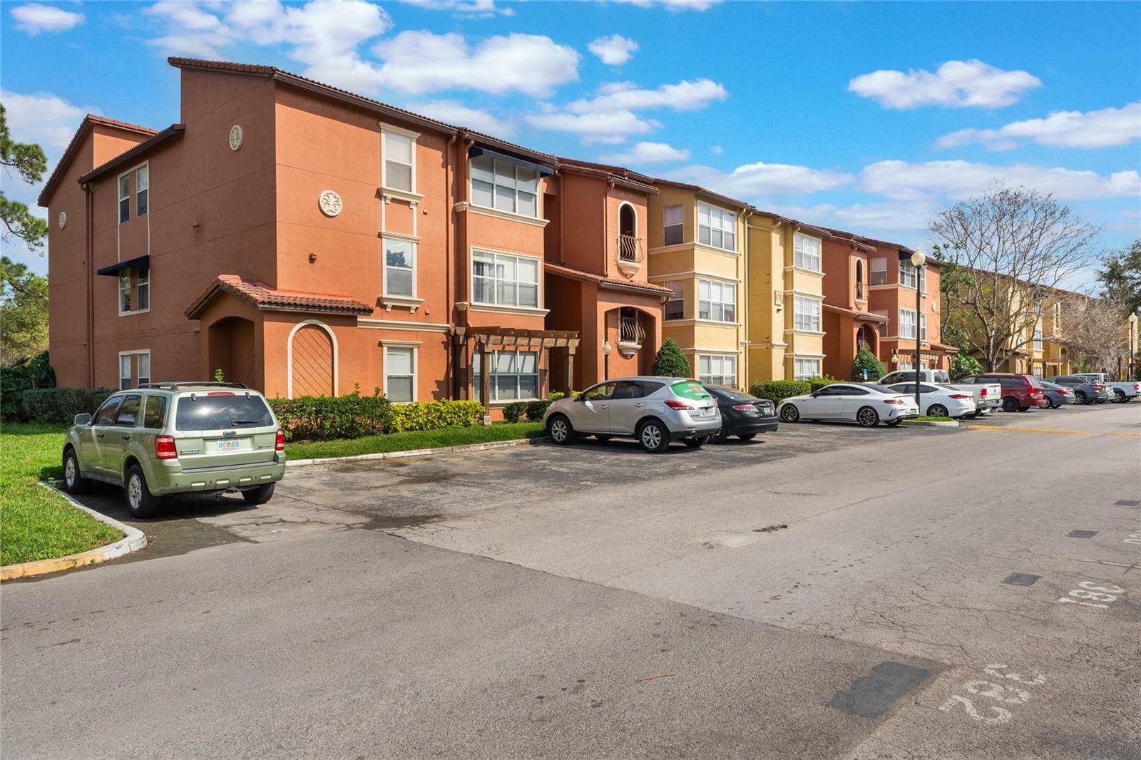 Property Photo: 5120 Conroy Road 32 FL 32811