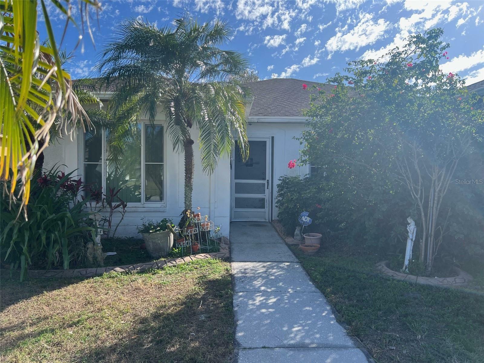 Property Photo:  12139 Buffington Lane  FL 33579 