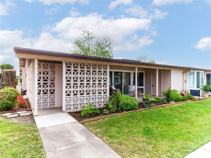 Property Photo:  1681 Interlachen 282-L  CA 90740 