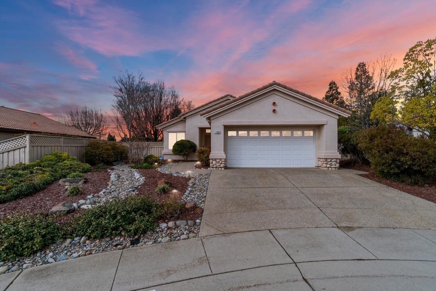 Property Photo:  1180 Greenleaf Court  CA 95648 