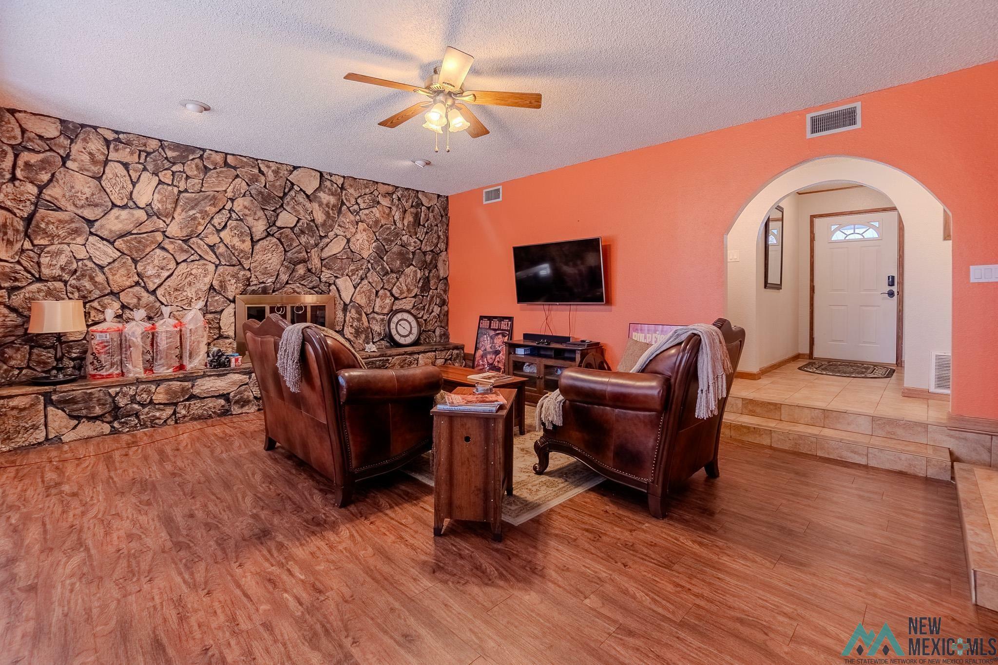 Property Photo:  2112 Castle Court  NM 88101 