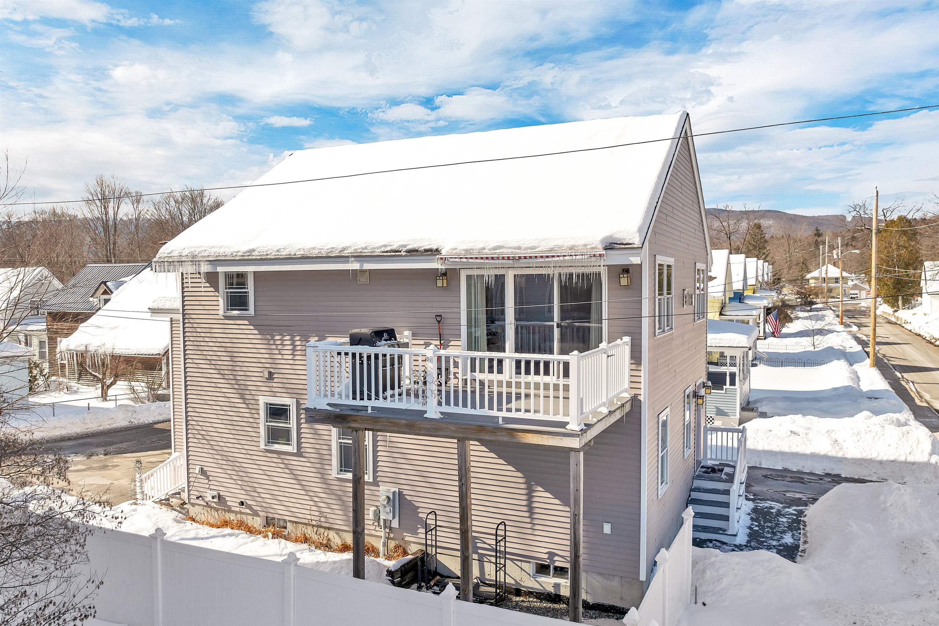 Property Photo:  13 Coolidge Street  NH 03251 