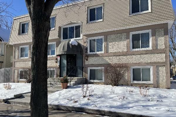 Property Photo:  2732 Grand Avenue S 4  MN 55408 