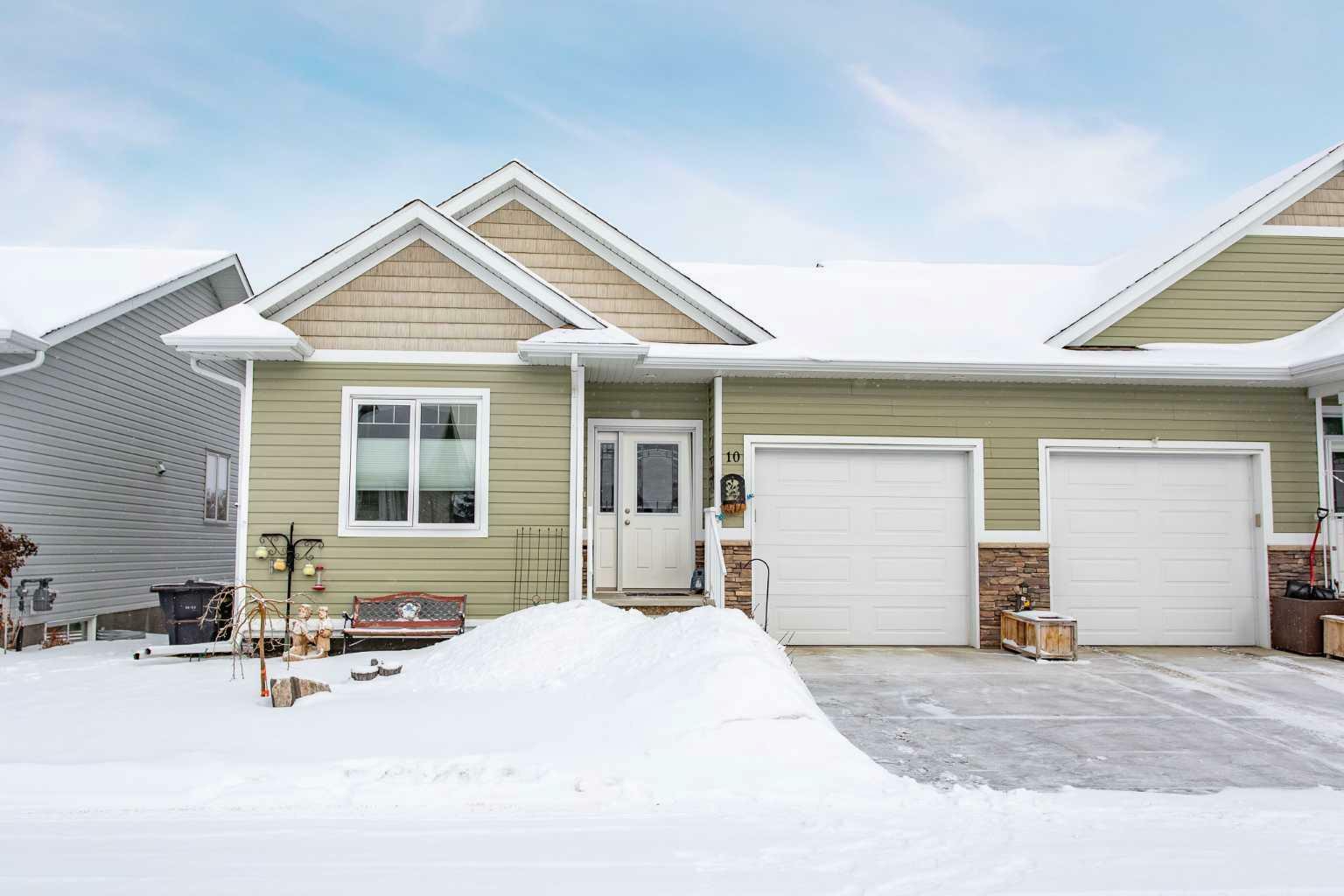 10 Beardsley Crescent  Lacombe AB T4L 0G4 photo