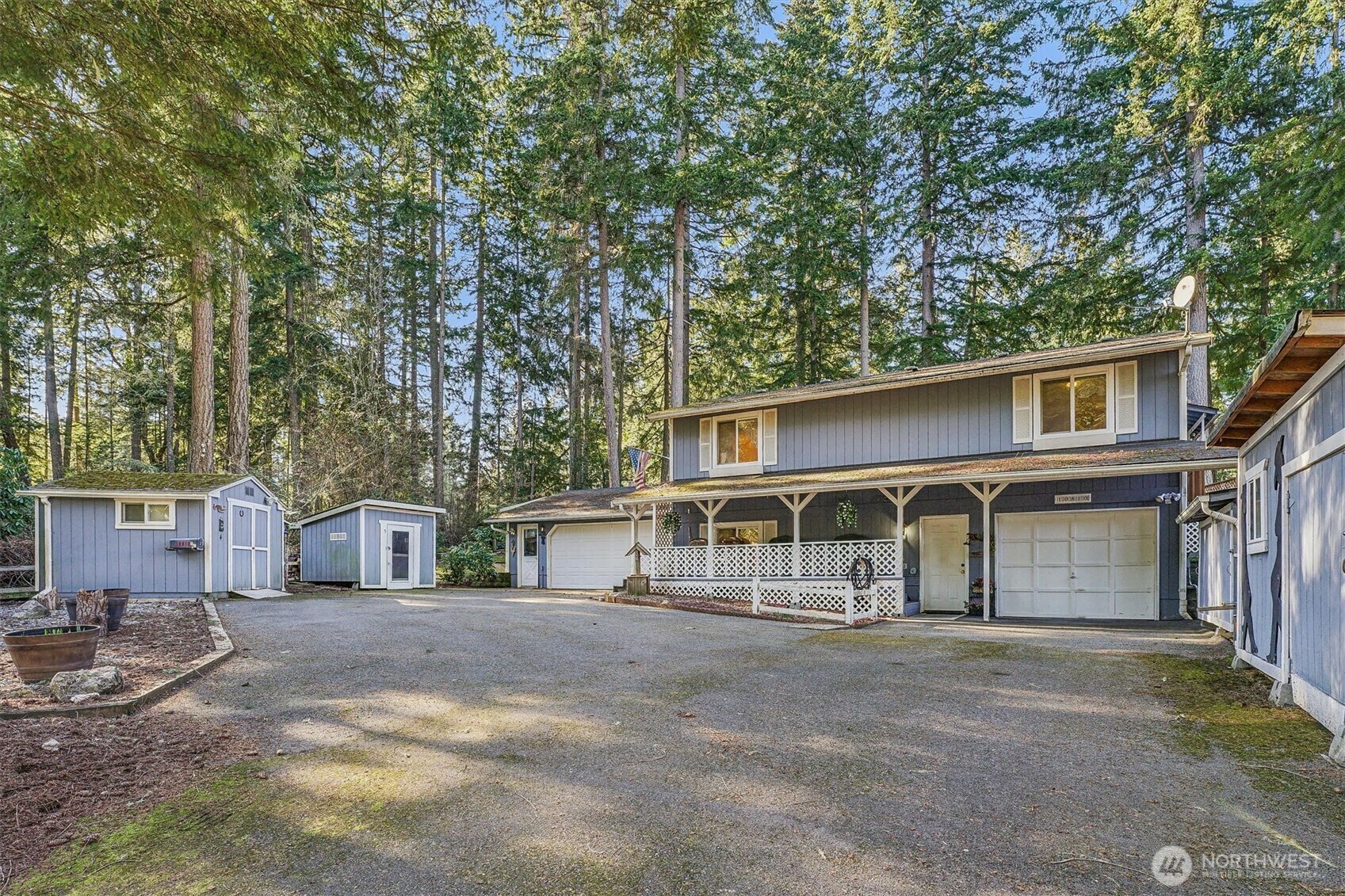 10810  Pioneer Drive  Anderson Island WA 98303 photo