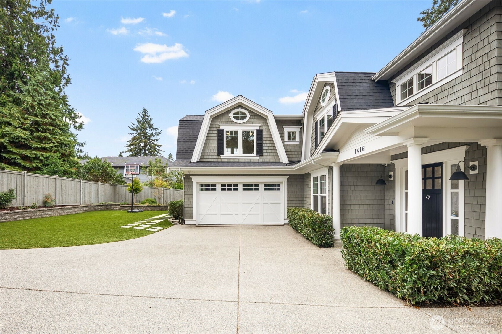 Property Photo: 1416 105th Avenue SE WA 98004
