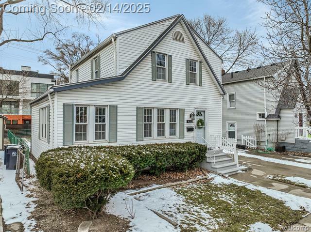 Property Photo:  1022 Batavia Avenue  MI 48067 