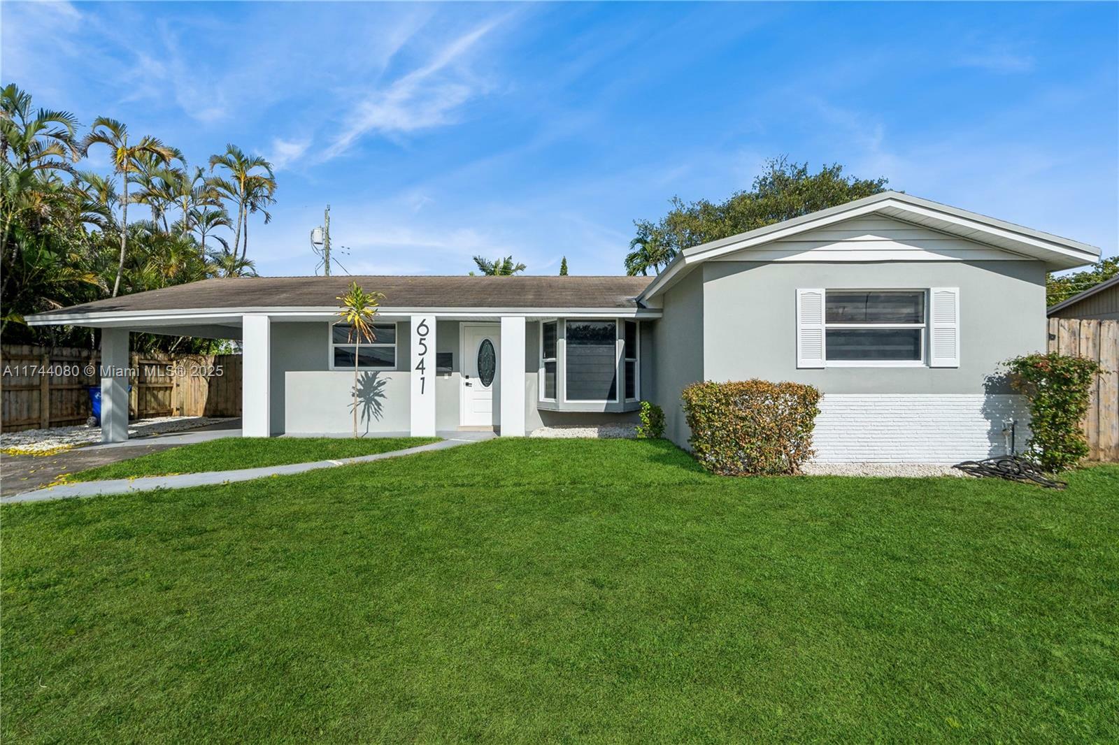 6541 NW 5th St  Margate FL 33063 photo