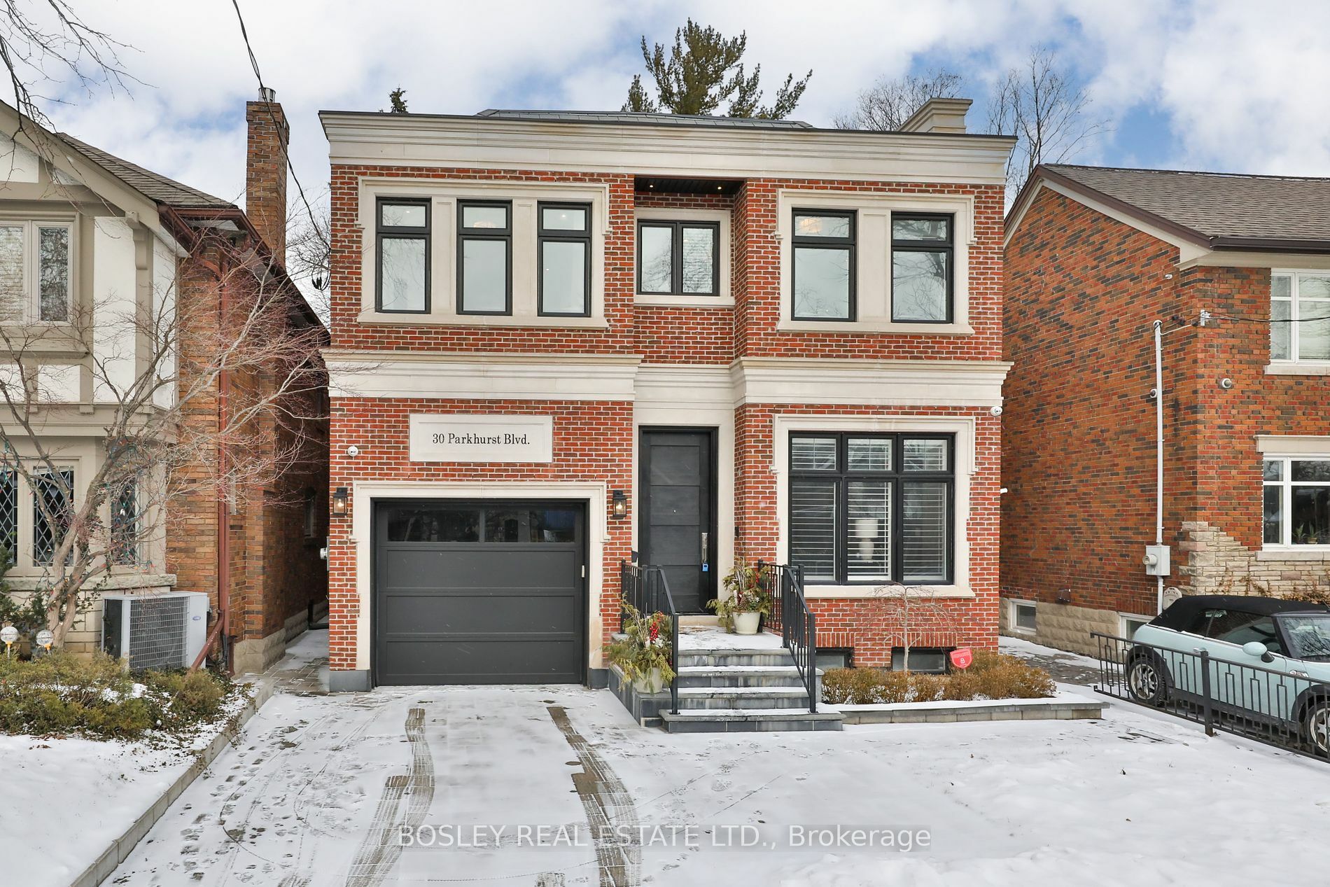 Property Photo:  30 Parkhurst Blvd  ON M4G 2C6 