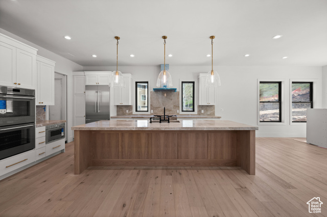 Property Photo: 8788 Daybreaker Dr UT 84098