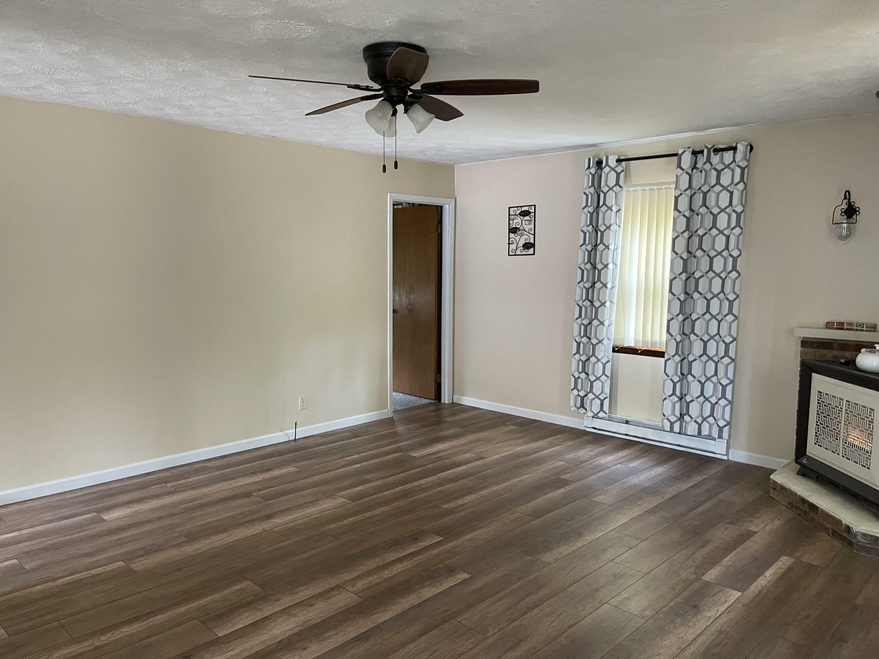 Property Photo: 605 Englewood Drive MI 48653