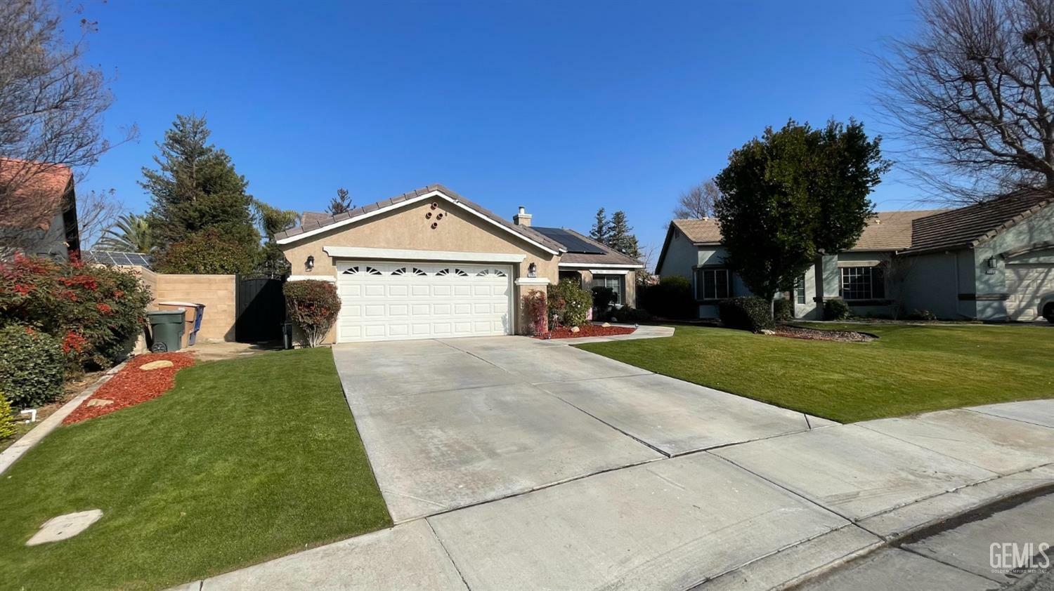 Property Photo:  12402 Woodson Bridge Drive  CA 93311 