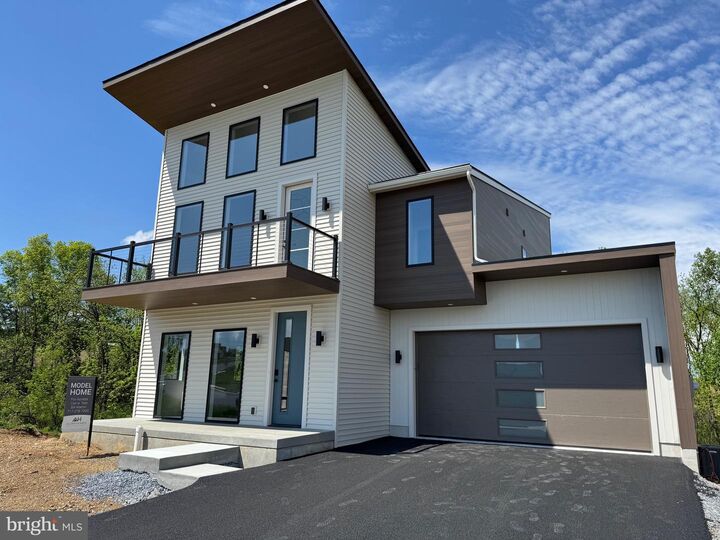 Property Photo: 46 Clover Drive 46 PA 17067