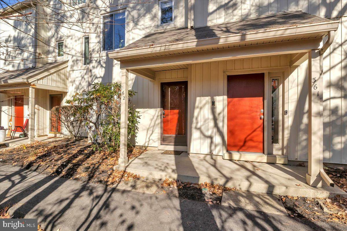 Property Photo:  362 Woodlake Drive  NJ 08053 