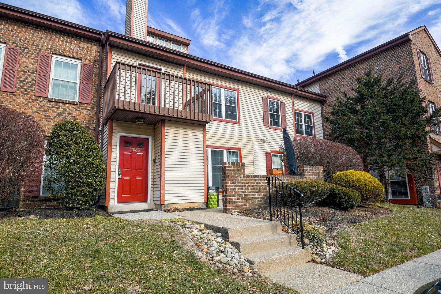 Property Photo:  1795 Janney Lane B  PA 19067 