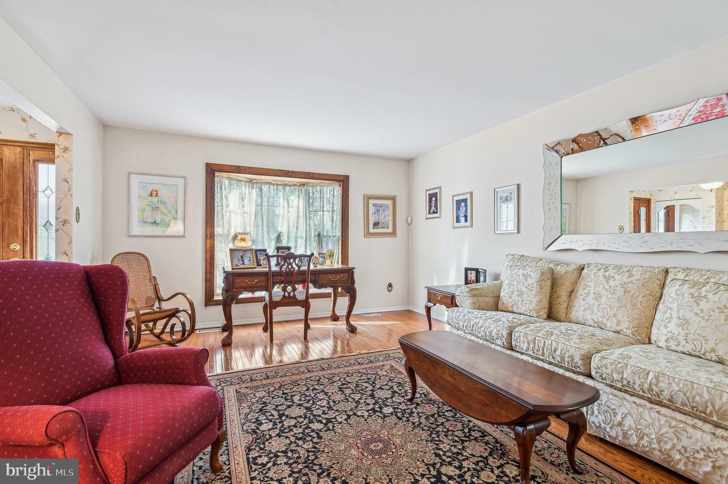 Property Photo:  130 Tara Terrace  NJ 08053 