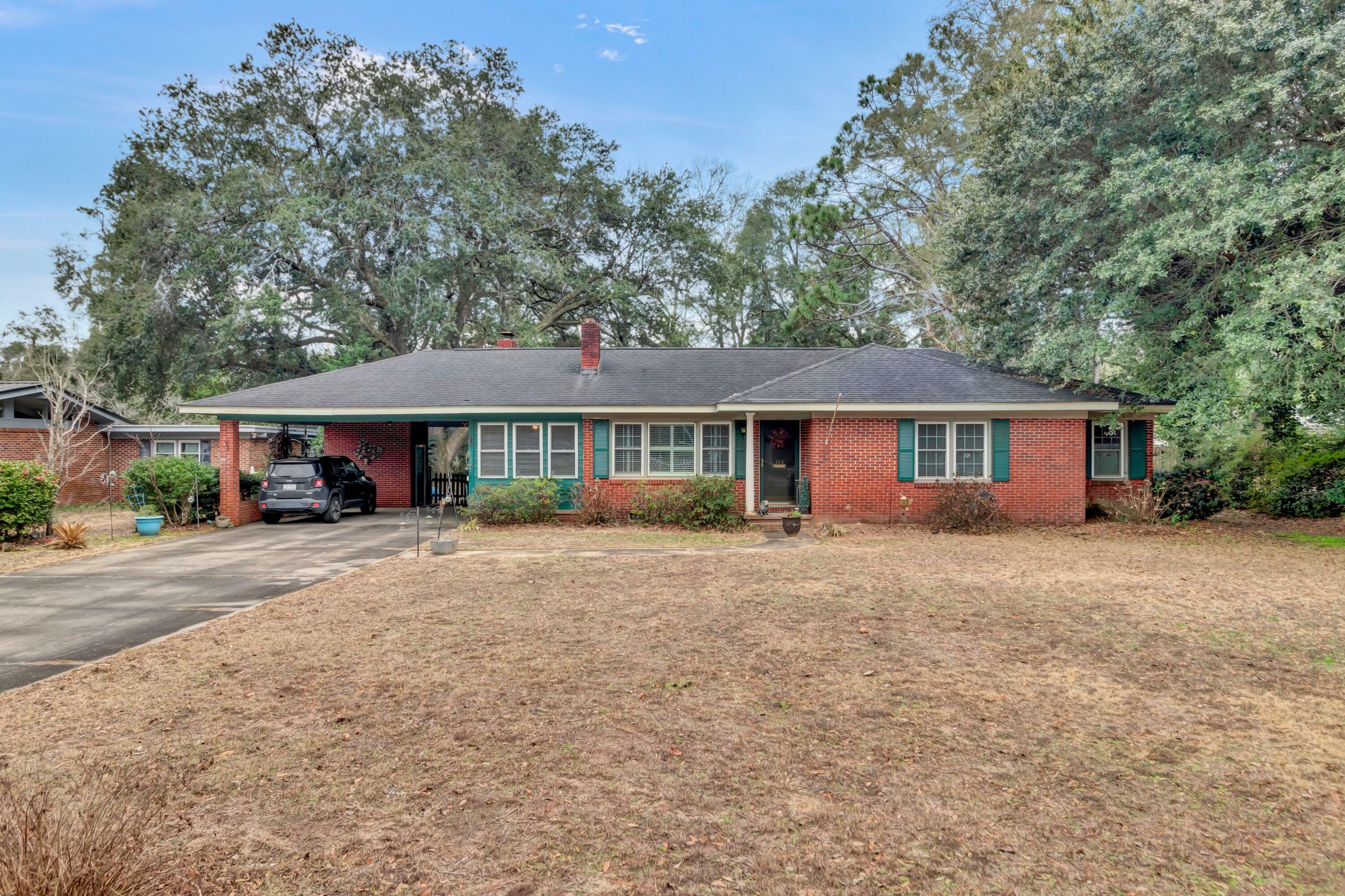 Property Photo:  113 Hilltop Street  SC 29556 