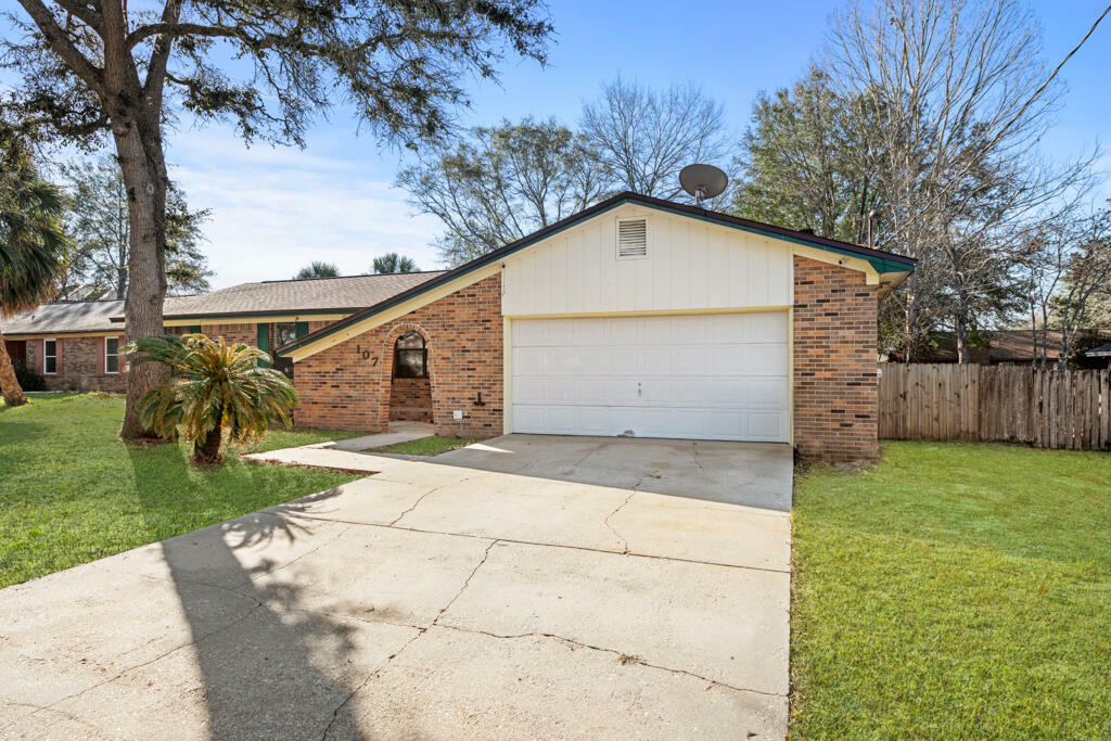 Property Photo: 107 Campbell Avenue FL 32536