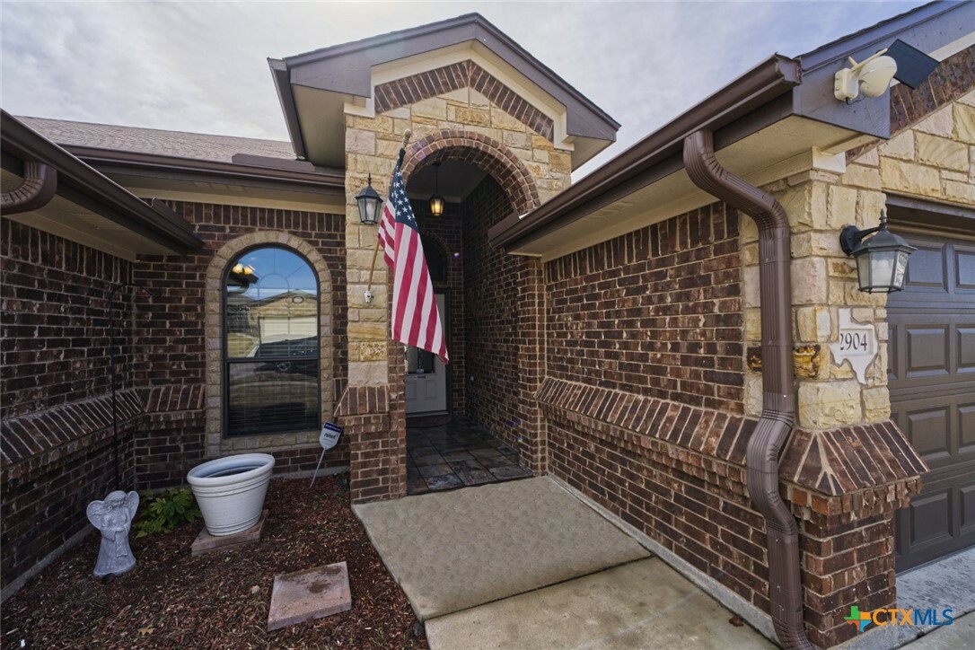 Property Photo:  2904 Legacy Lane  TX 76549 