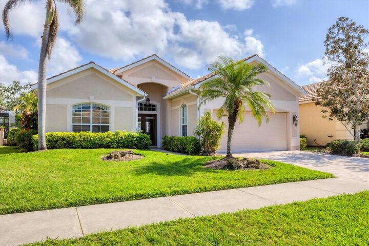 Property Photo:  560 Misty Pine Drive  FL 34292 