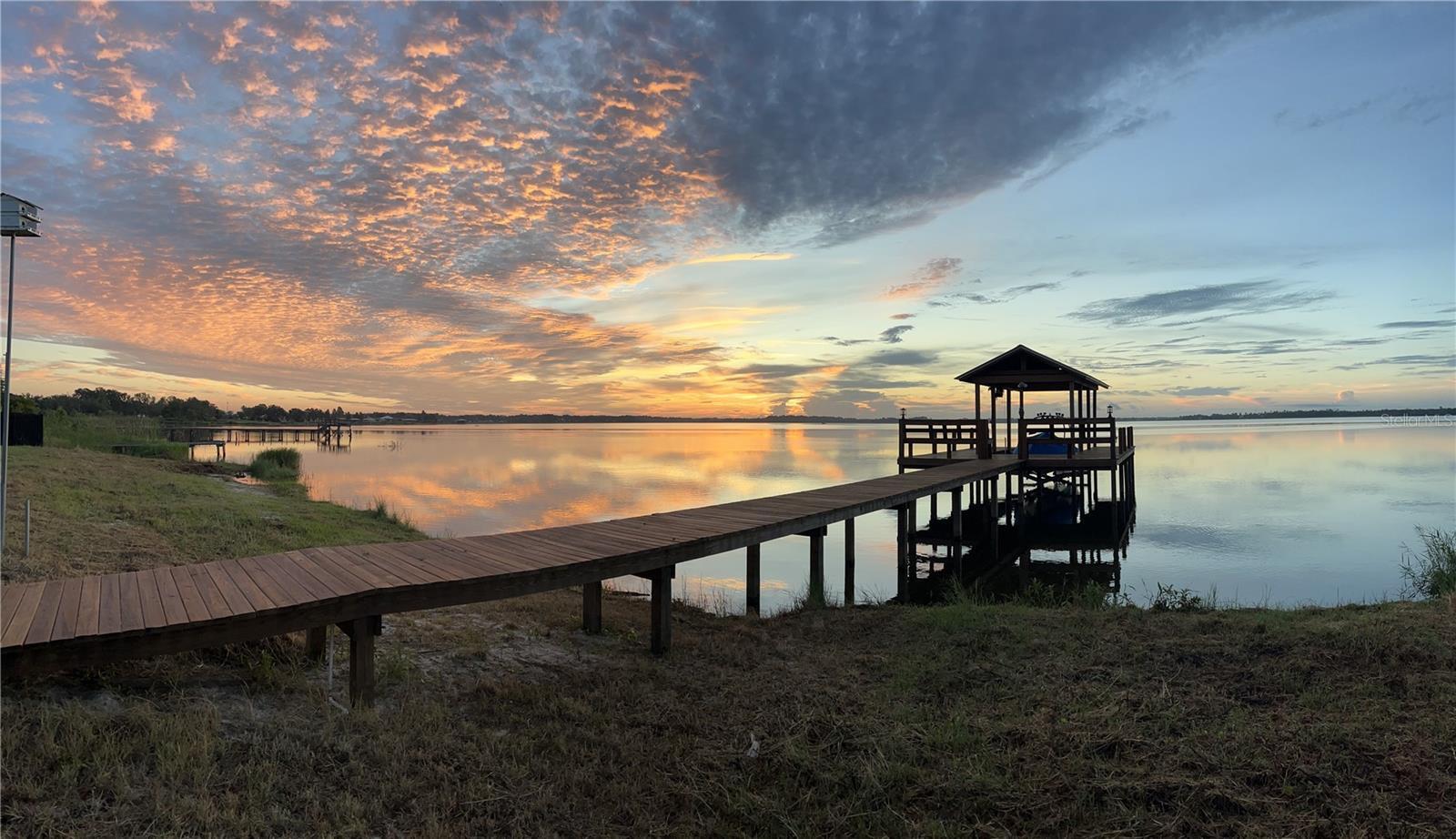 Property Photo: 3254 E Canal Lane FL 33841