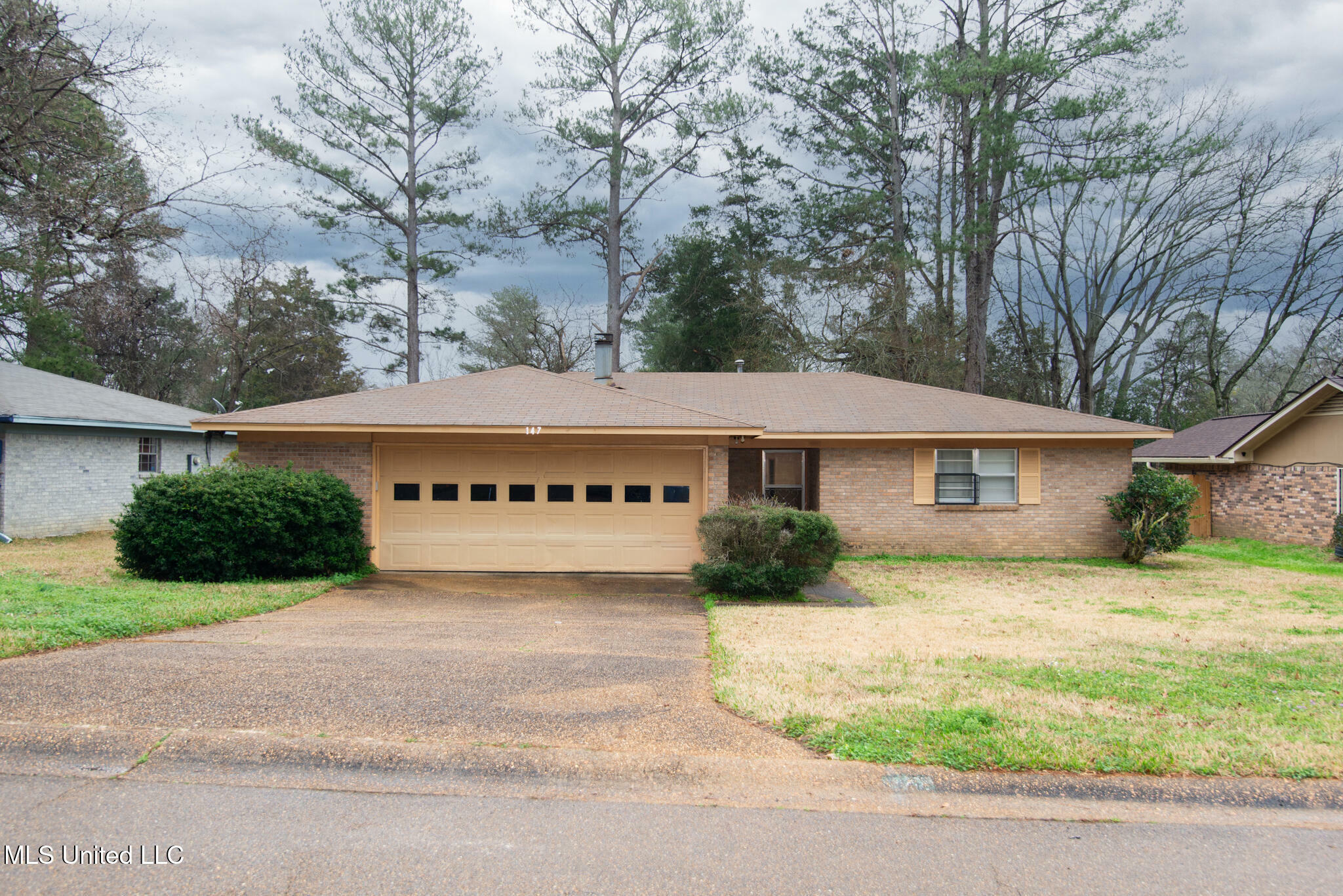 Property Photo:  147 Waywood Drive  MS 39212 