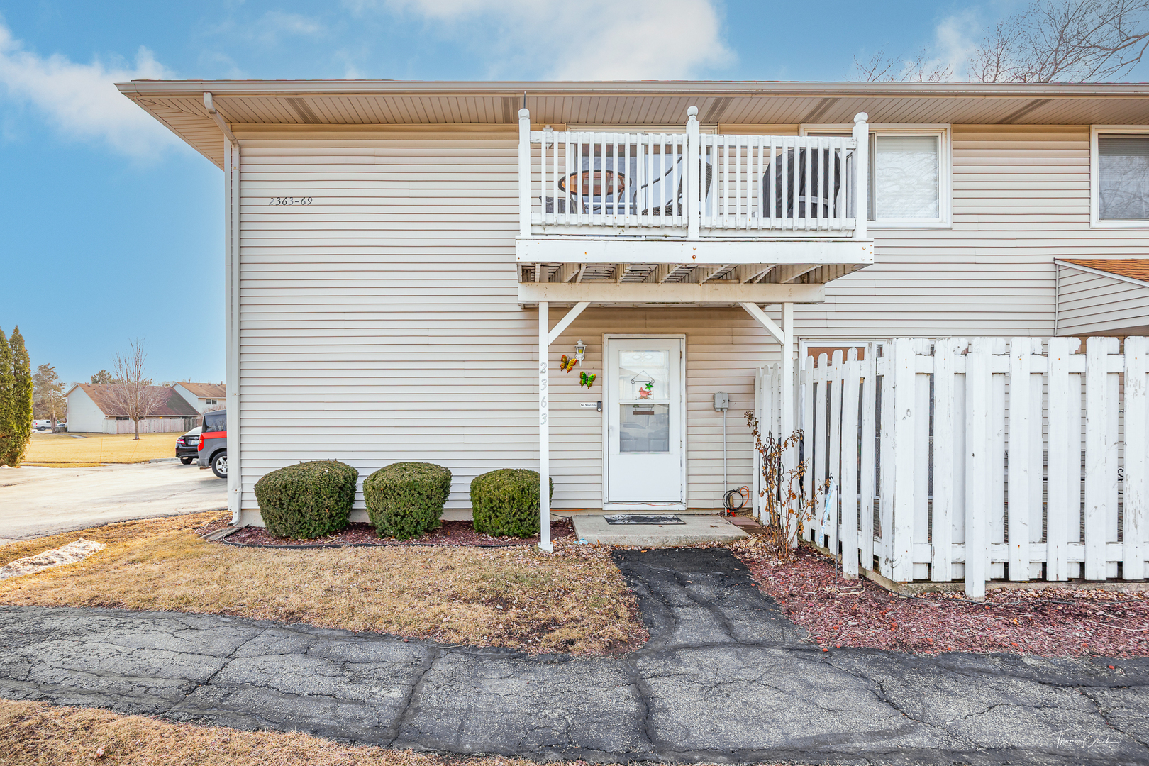 Property Photo: 2363 Carnation Drive 301D IL 60403