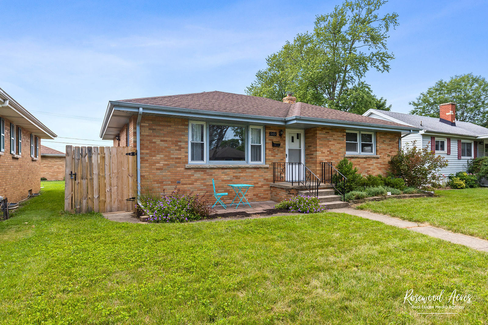 Property Photo:  515 S Roosevelt Avenue  IL 60901 