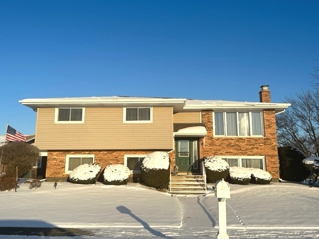 Property Photo: 16665 Parkview Avenue IL 60477