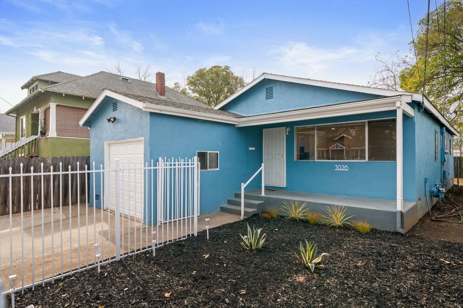 3026 40th Street  Sacramento CA 95817 photo