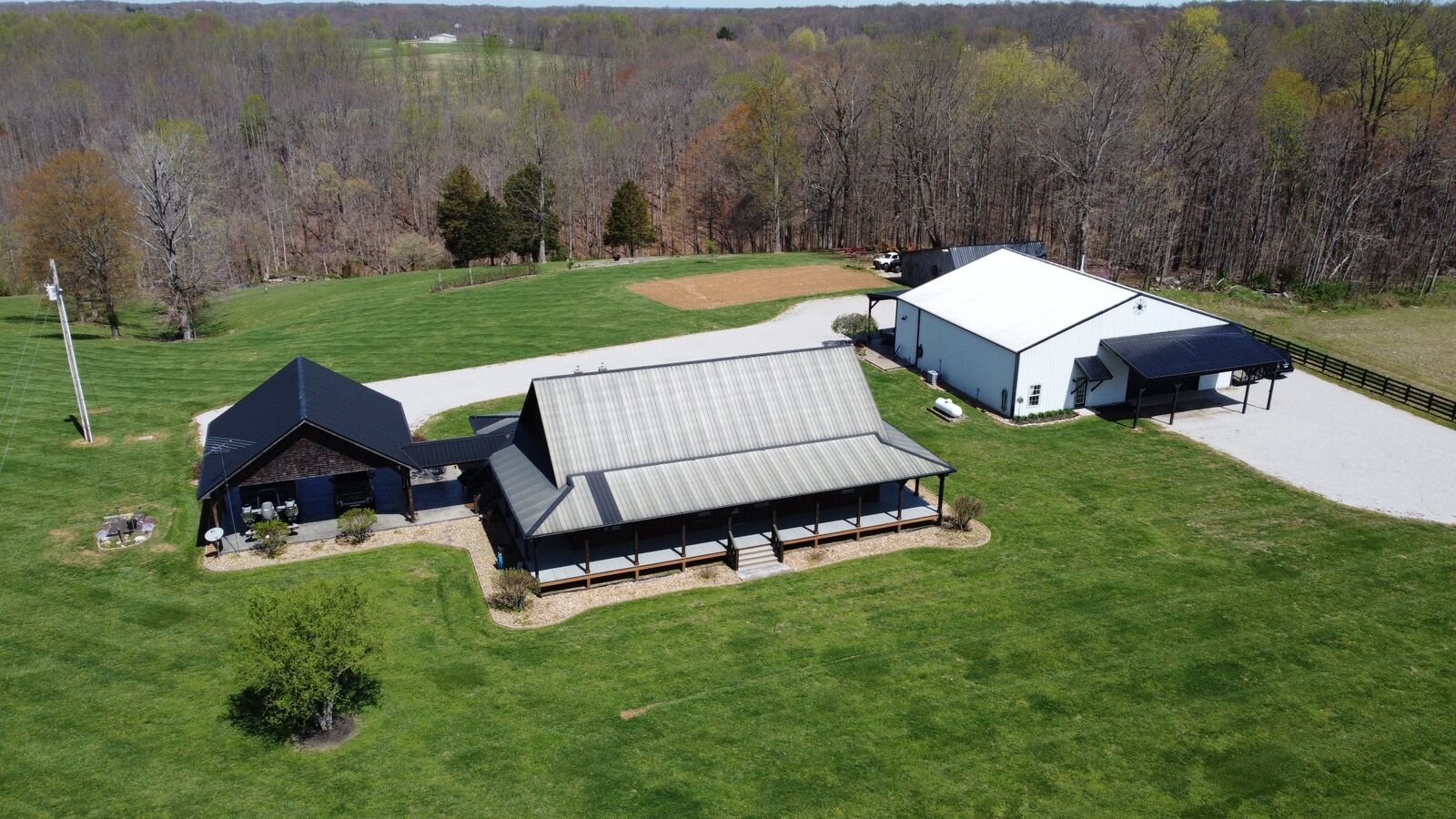 Property Photo: 3315 Tanyard Rd TN 37083
