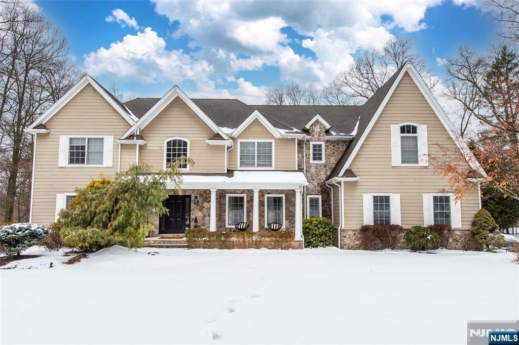 Property Photo:  51 Deerfield Lane  NJ 07458 