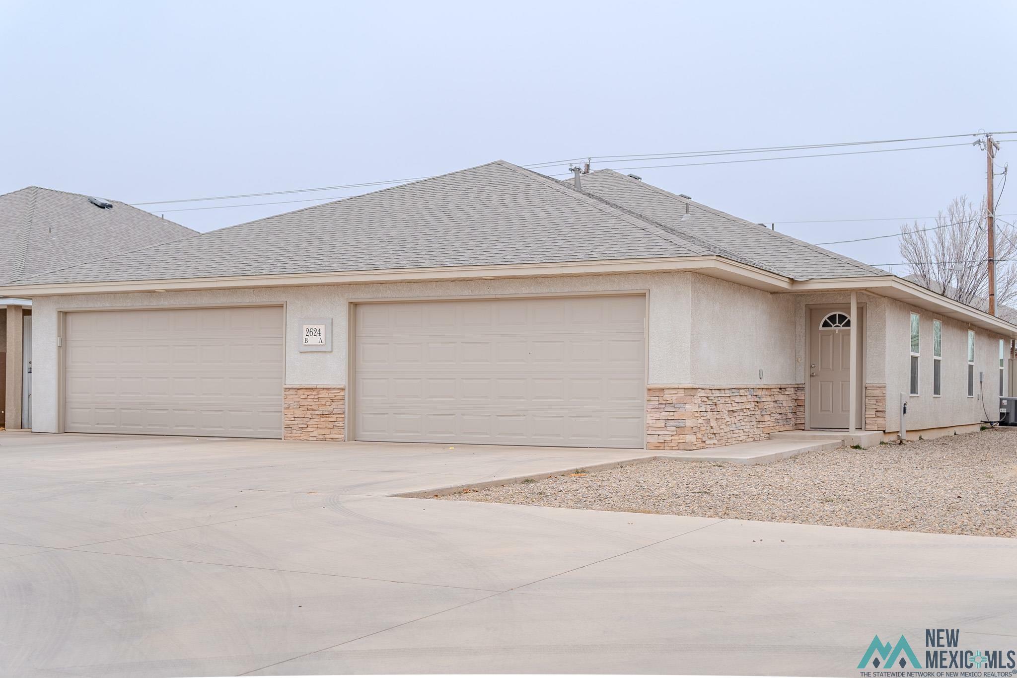 Property Photo:  2624 E 14th Street  NM 88101 