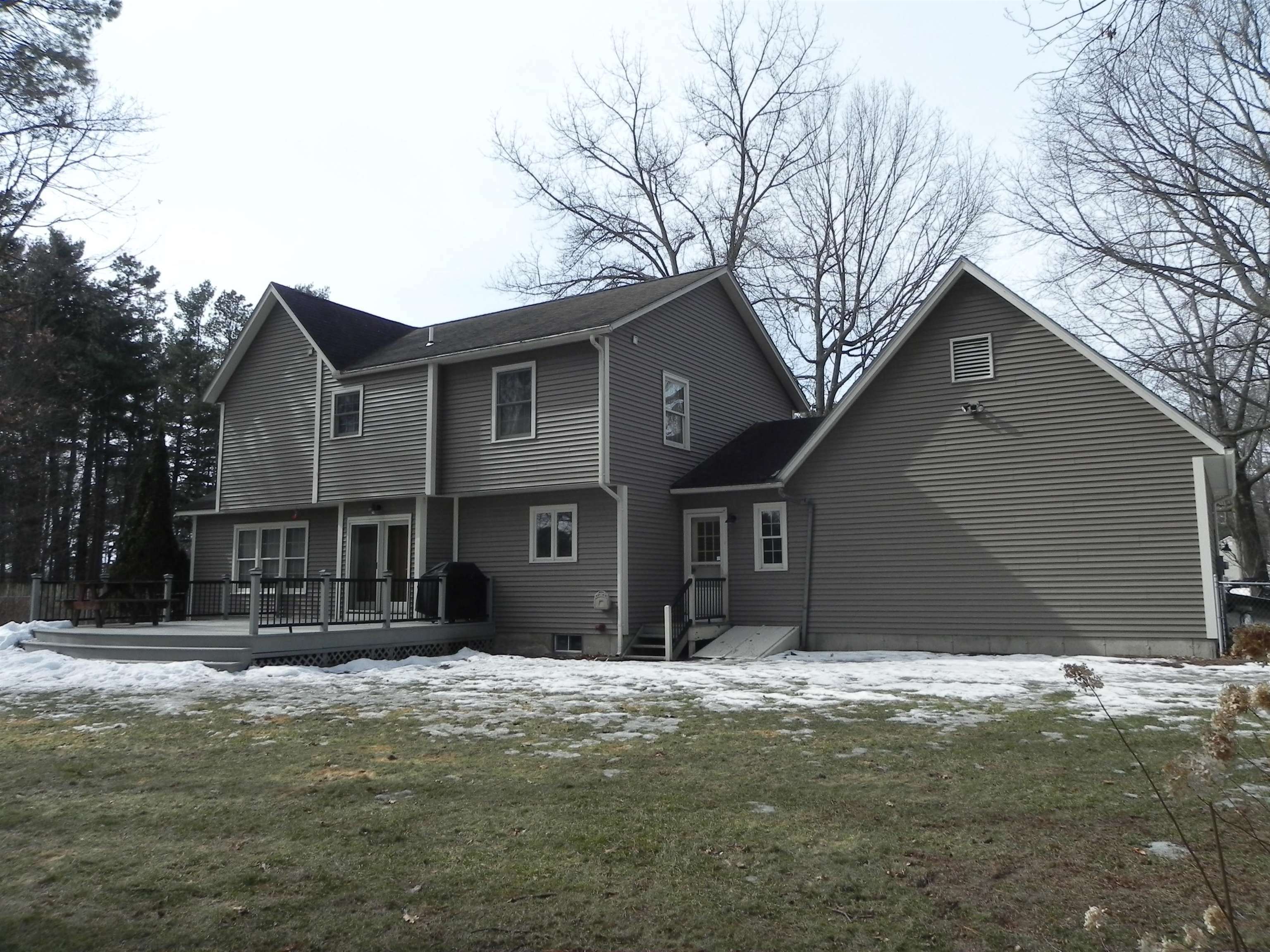 Property Photo: 55 Longwood Circle VT 05446