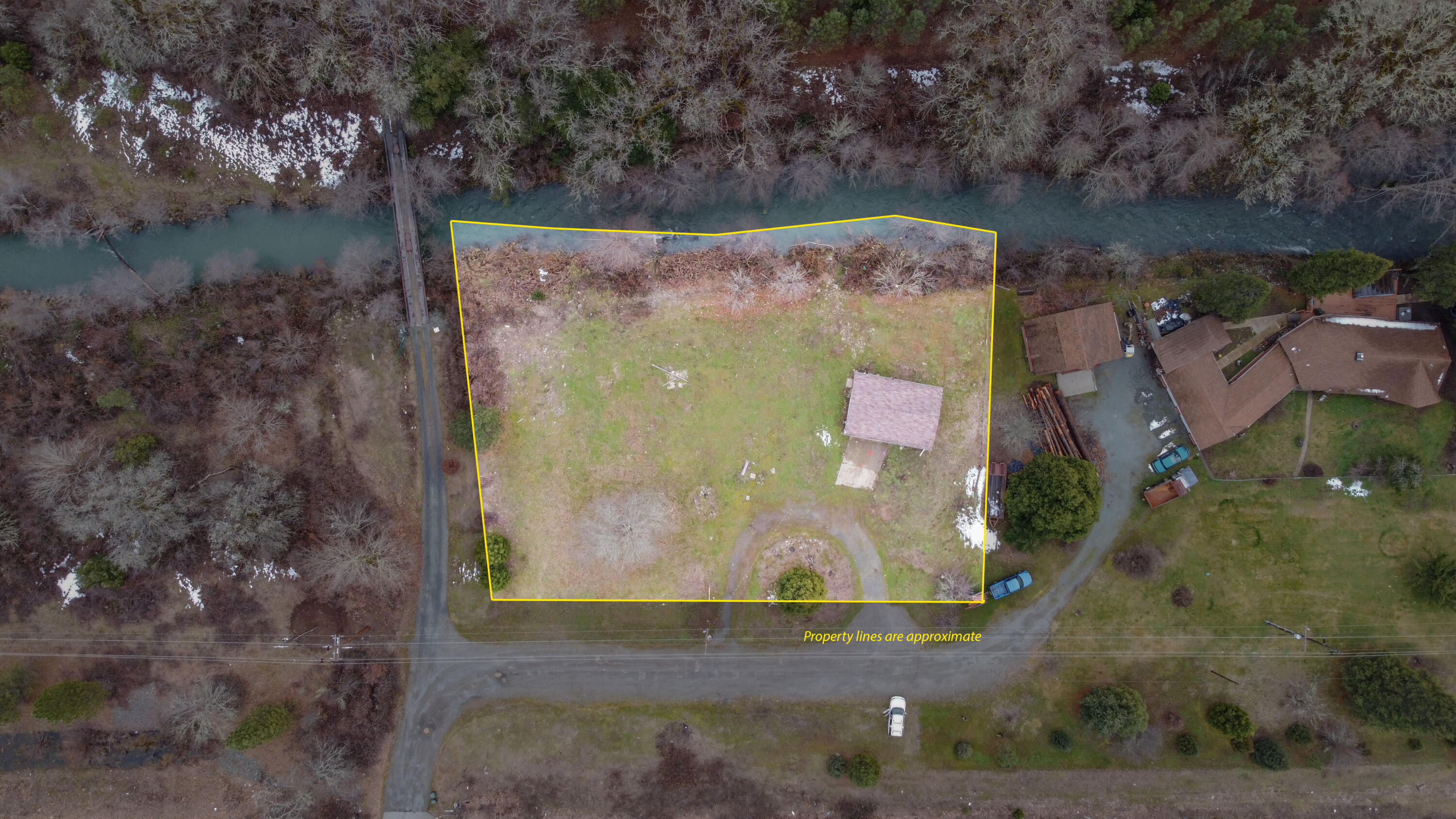 Property Photo: 10141 Redwood Highway OR 97543