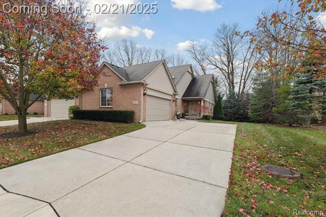 Property Photo:  52327 S Westfield Drive N 79  MI 48042 