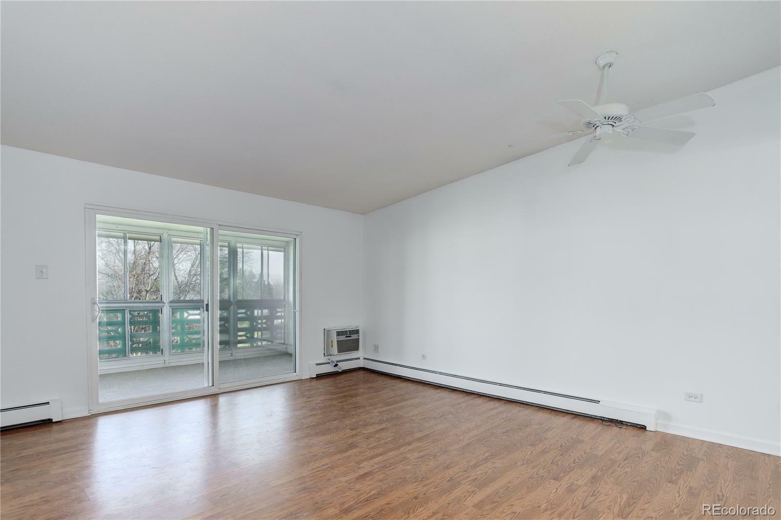 Property Photo: 755 S Alton Way 9D CO 80247