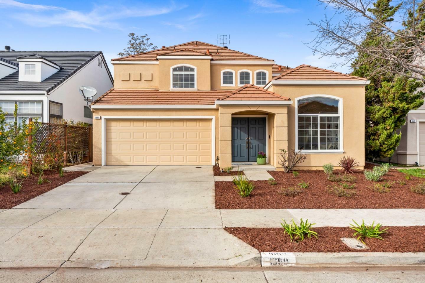 Property Photo: 1669 Klipspringer Drive CA 95124
