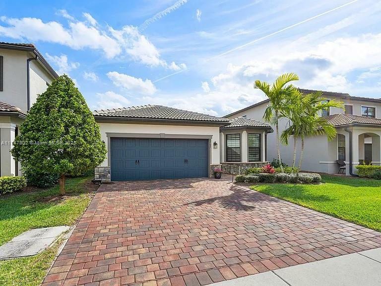 Property Photo:  8262 Cinch Way  FL 33467 