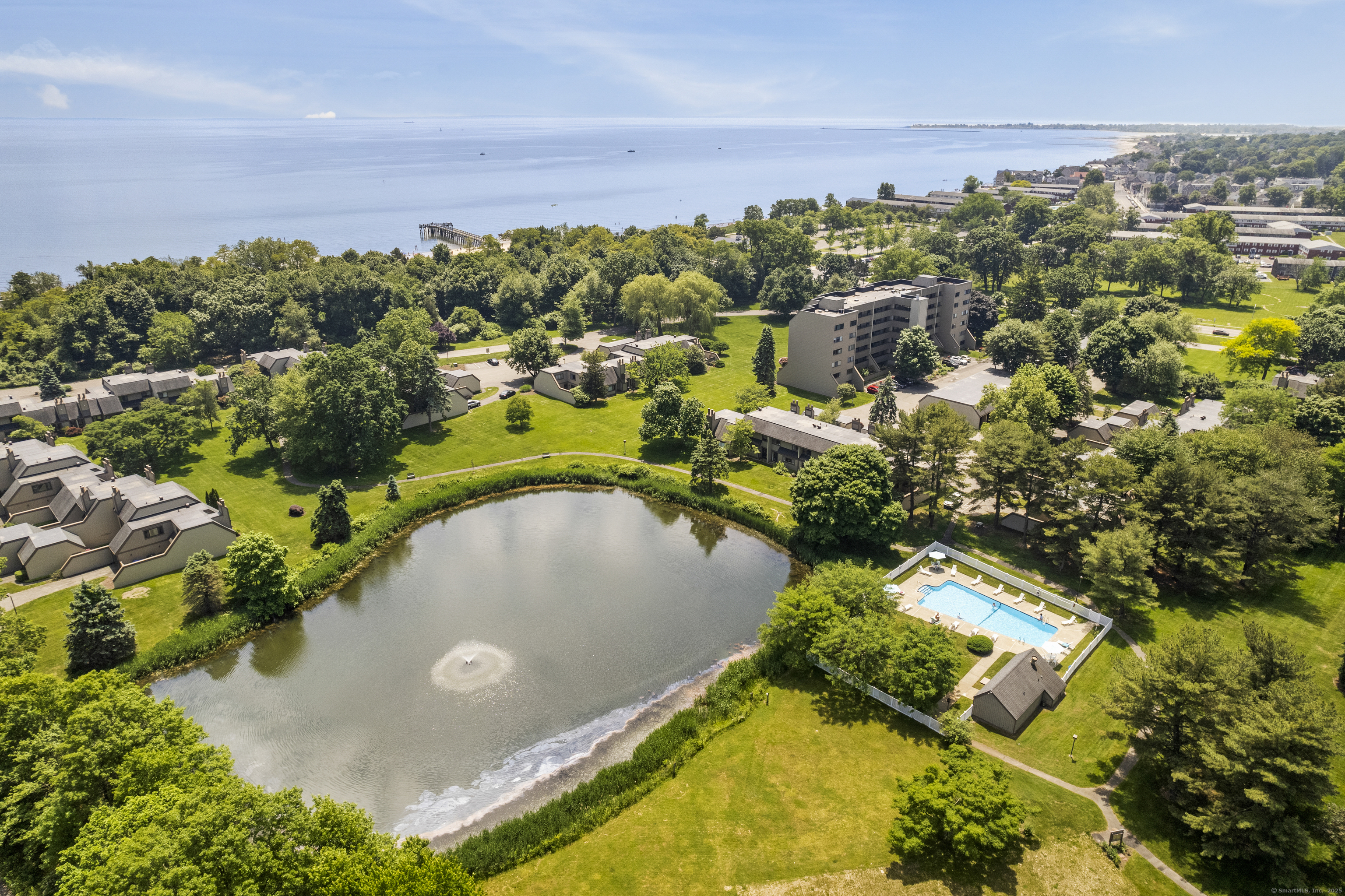 Property Photo:  85 Viscount Drive 7A  CT 06460 