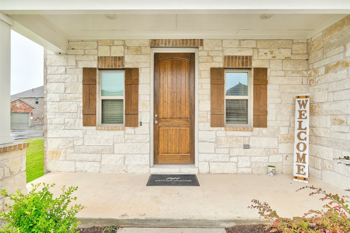 Property Photo:  310 Running M Street  TX 78633 