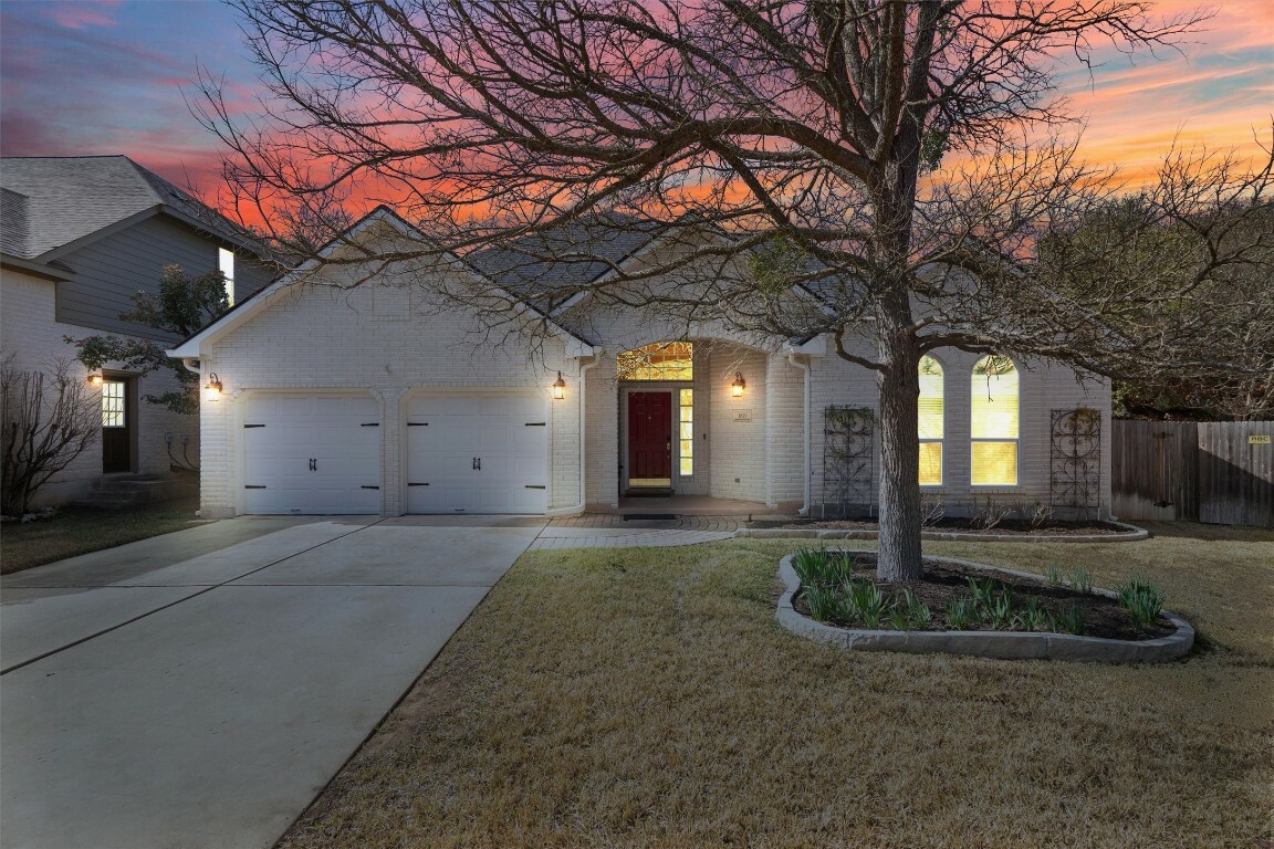 Property Photo:  1819 Feather Nest  TX 78613 