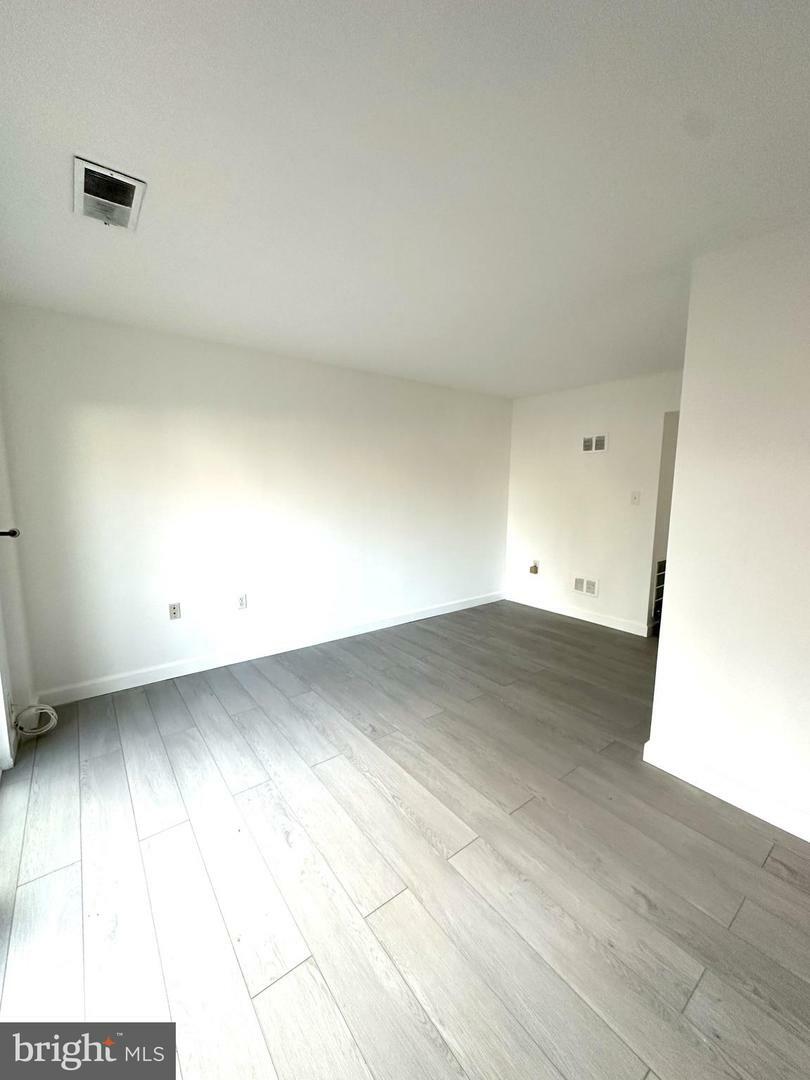 Property Photo:  200 Stevenson Square  VA 22304 