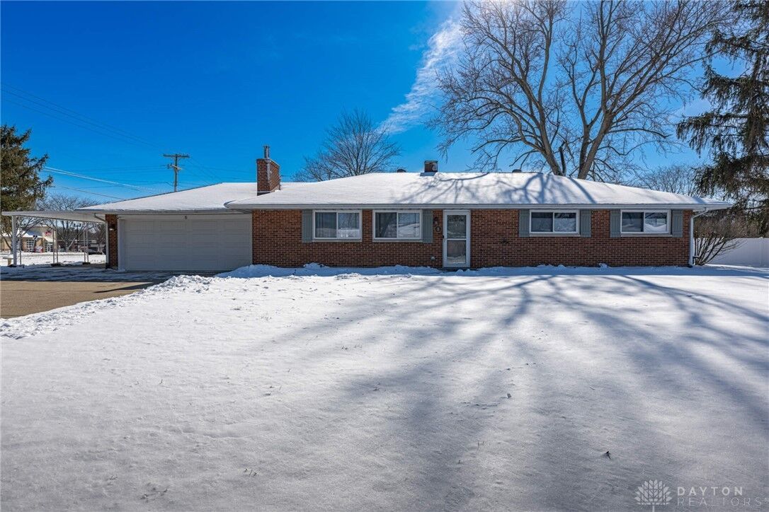 Property Photo:  8 Boundbrook Drive  OH 45459
