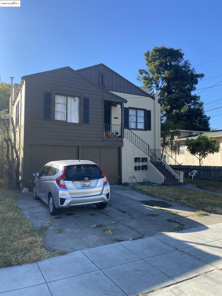 Property Photo:  1100 Park Ave  CA 94501 