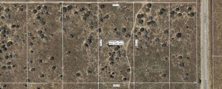 Property Photo:  0 211th St W &Amp Ave D1 Avenue  CA 93536 